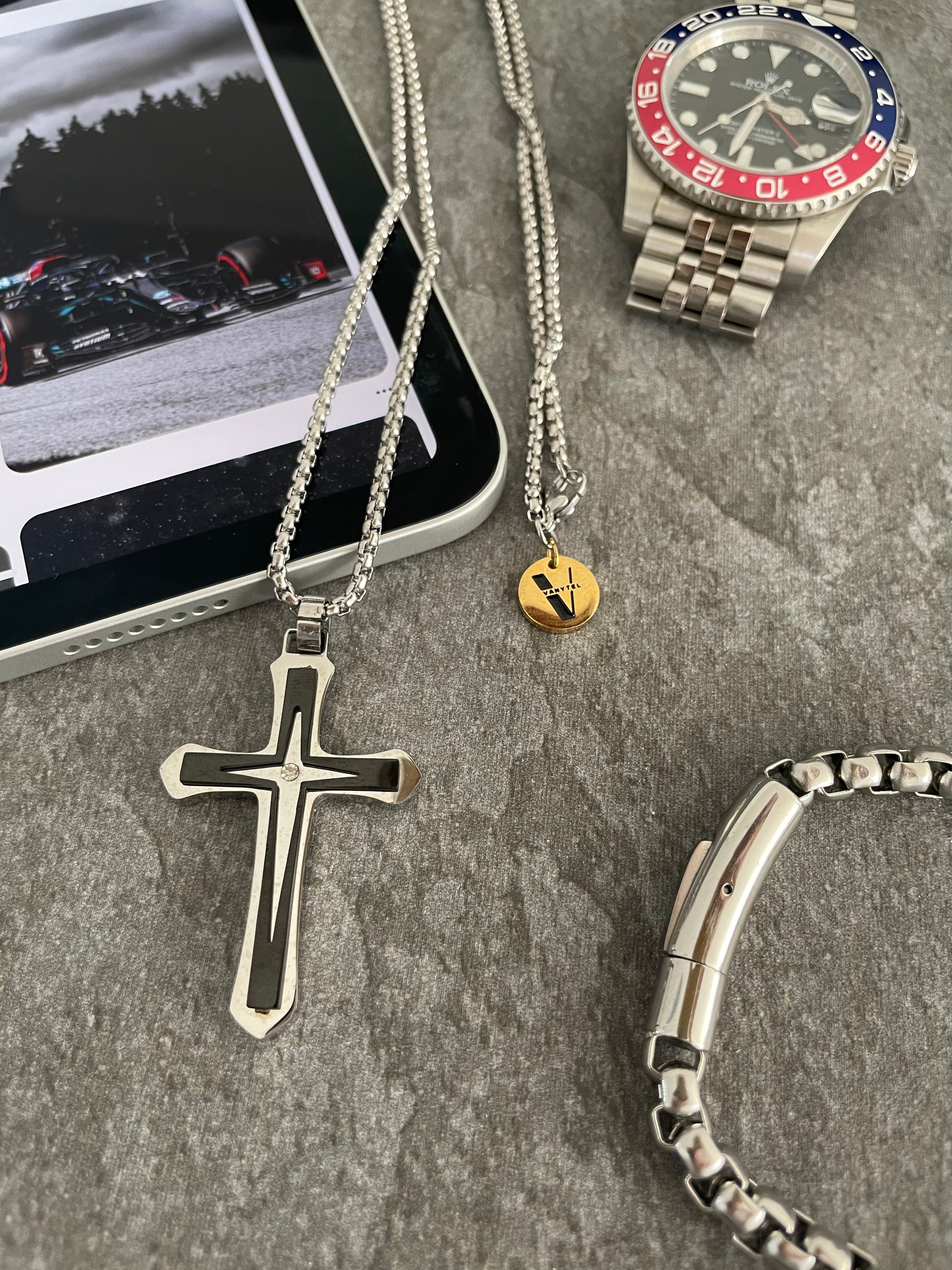 Collar de Crucifijo en Cadena de Caja, Joyería de Hombre en Acero Inoxidable - Vanytel