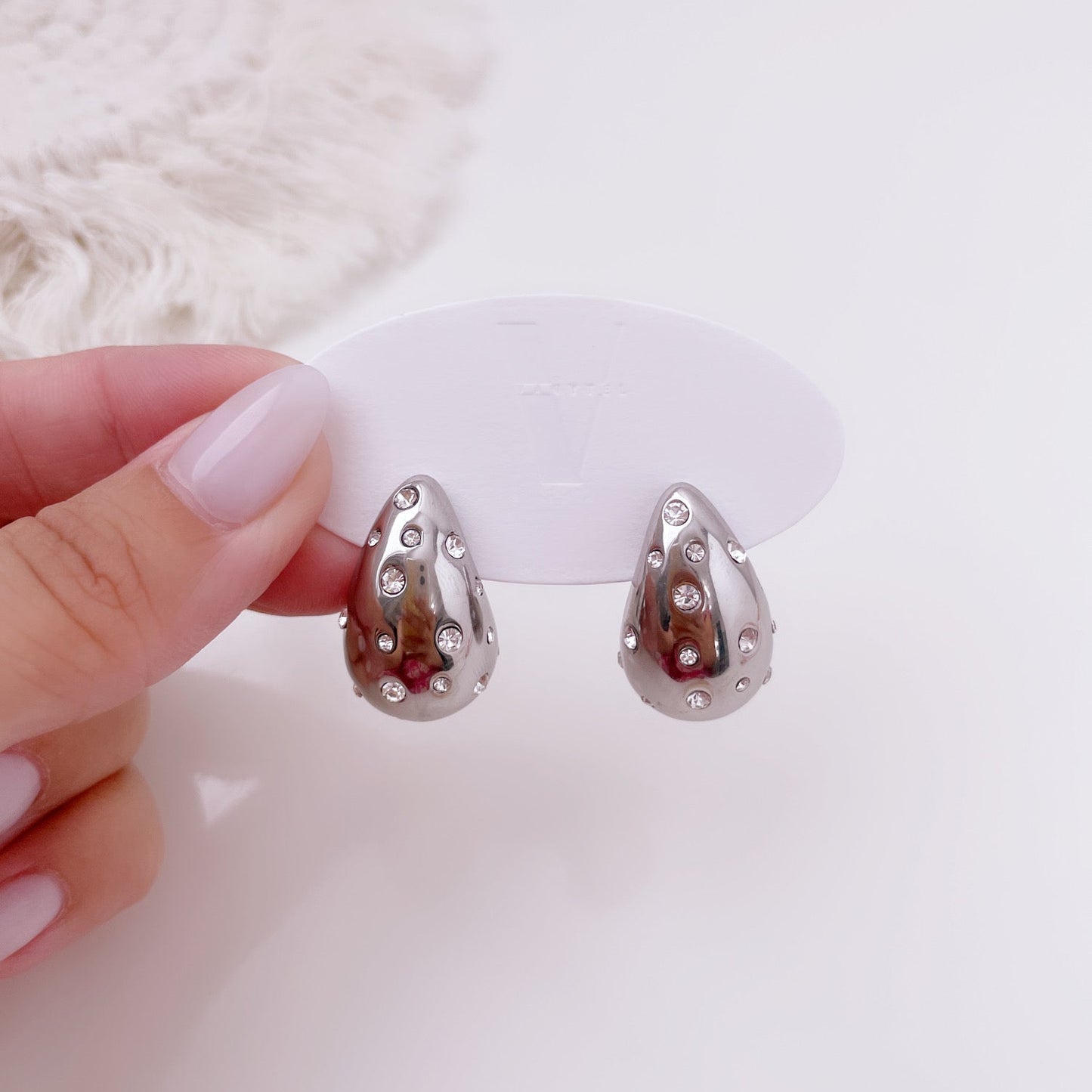 Bold Drops Studs | Sparkle - Vanytel