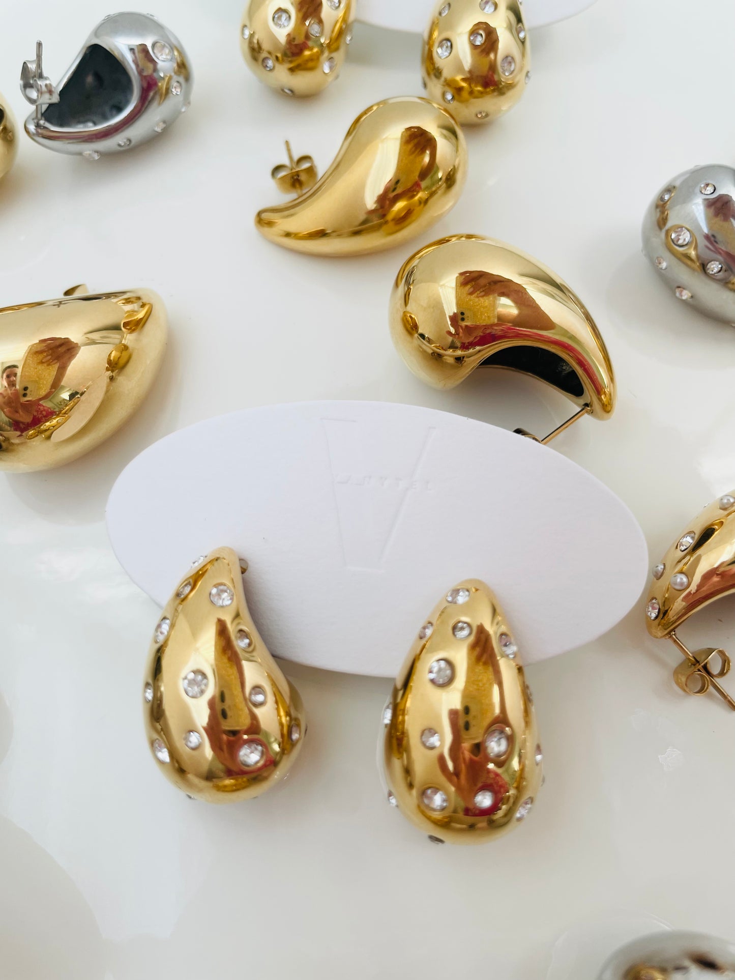Bold Drops Studs | Sparkle - Vanytel