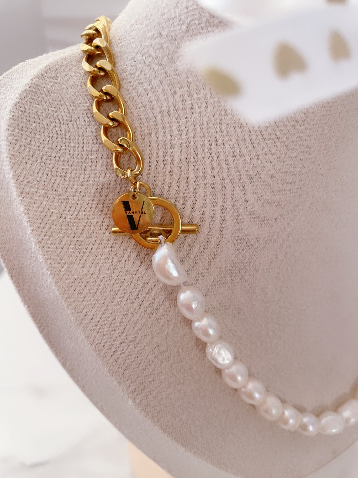 Orly OT Necklace - Vanytel