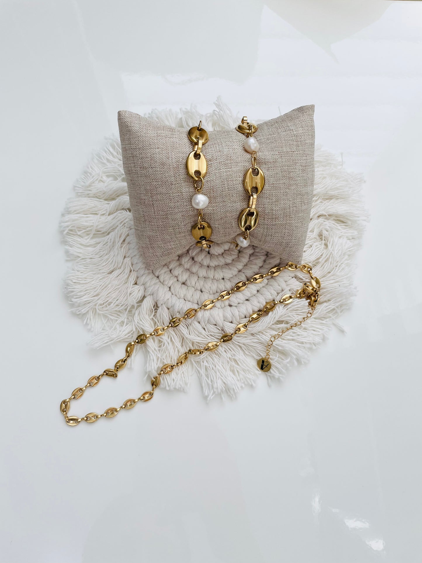 GG Tag Pearl Bracelet - Vanytel