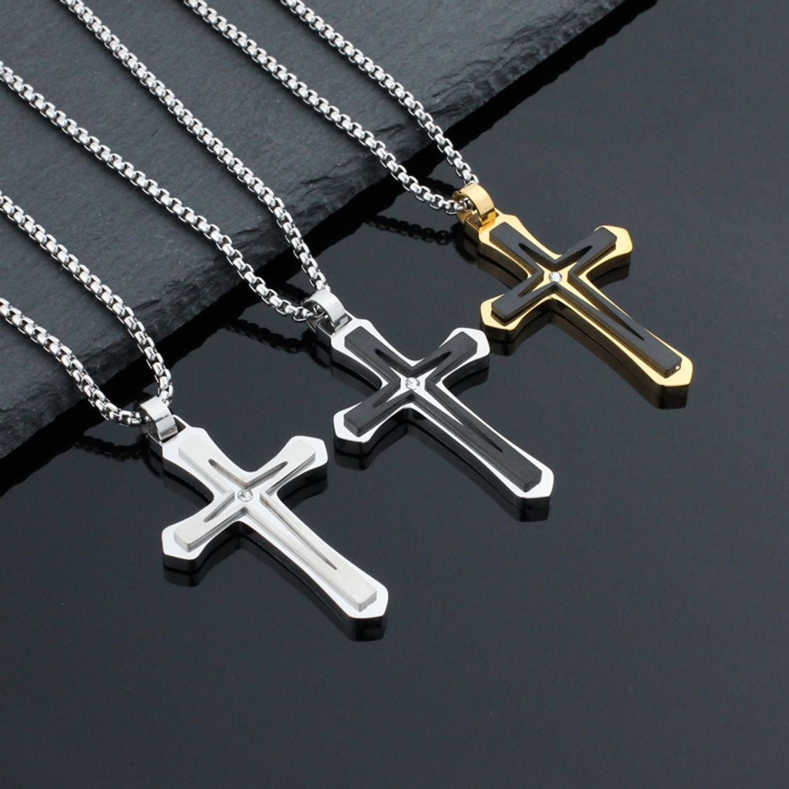 Collar de Crucifijo en Cadena de Caja, Joyería de Hombre en Acero Inoxidable - Vanytel