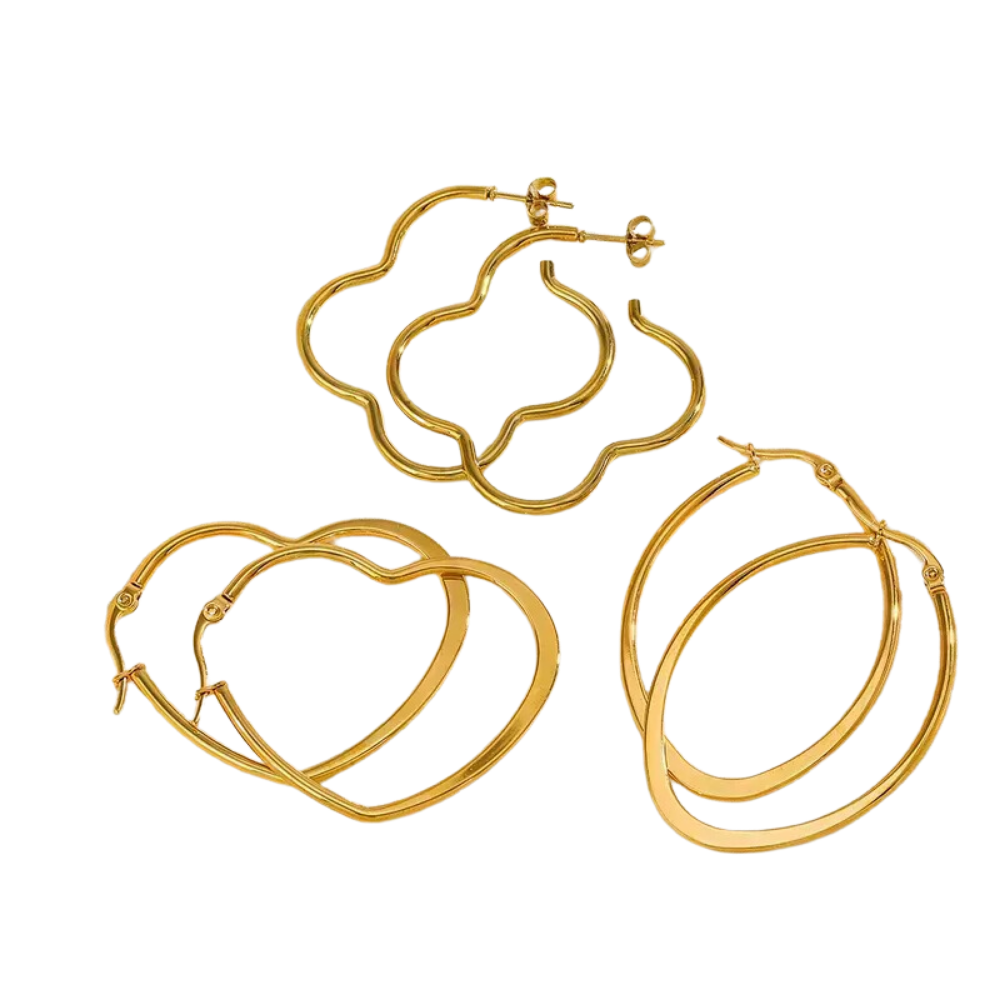 Variedad de aros hoop medianos dorados Vanytel en acero inoxidable, estilos corazón, trébol y óvalo combinados.