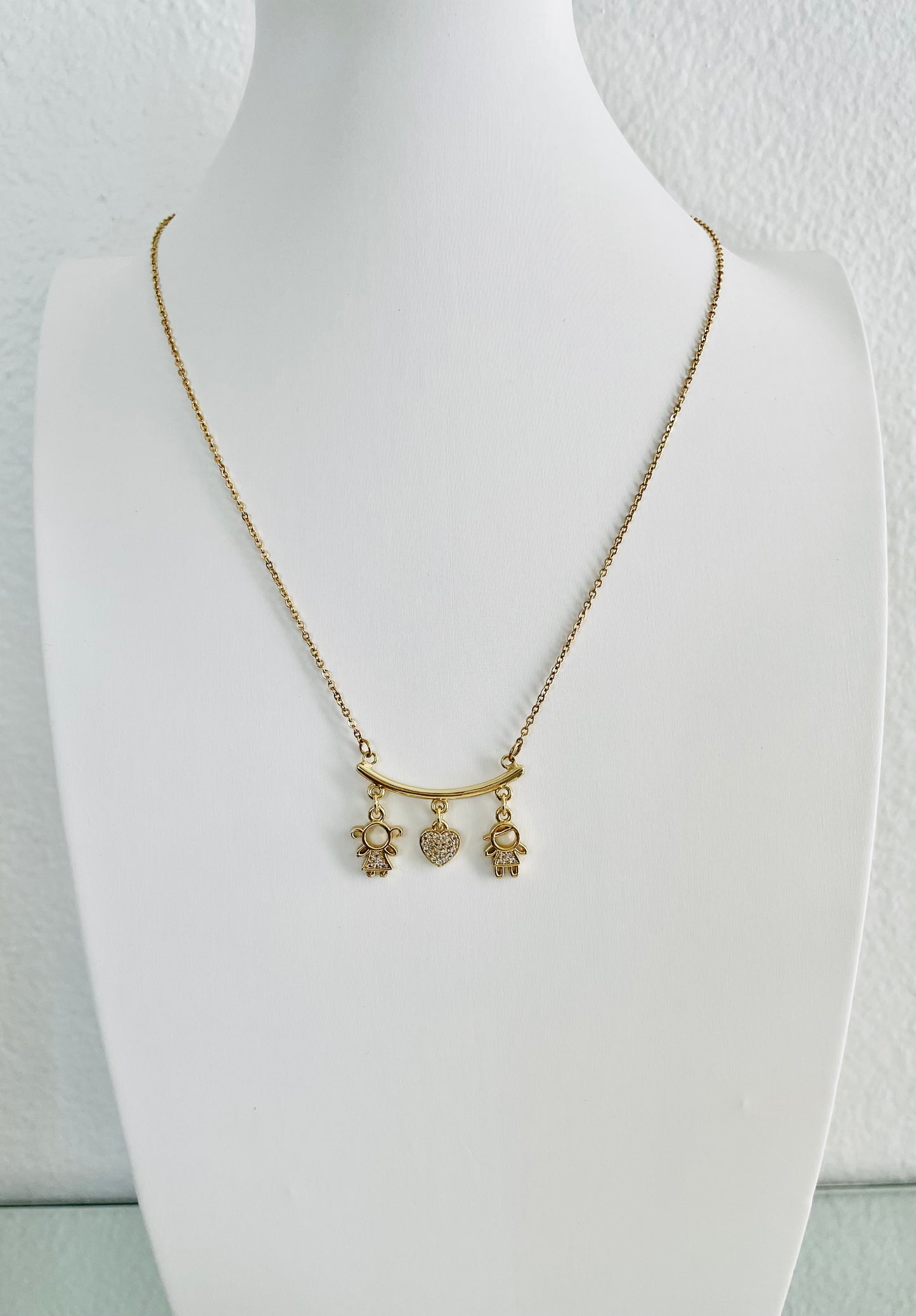 Girl & Girl Necklace - Vanytel