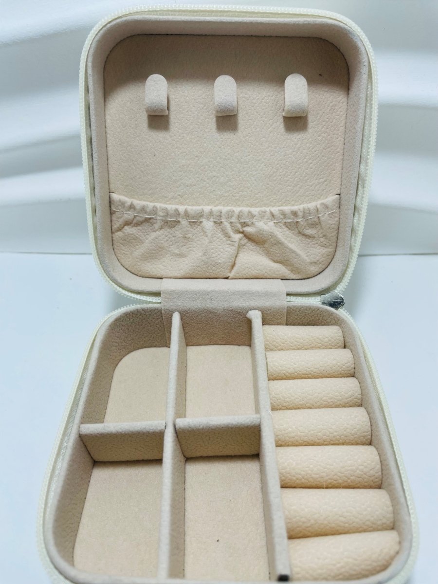 Vanytel Signature Jewelry Travel Box, Unisex - VANYTEL - Vanytel