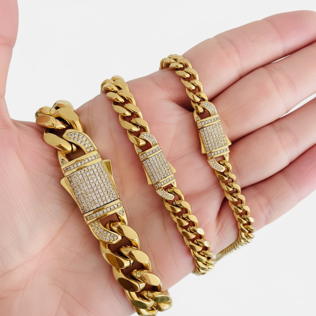 Cadena Cubana con Cierre en Zirconia Cúbica Dorada para Hombre en Acero Inoxidable | Vanytel - VANYTEL - Vanytel