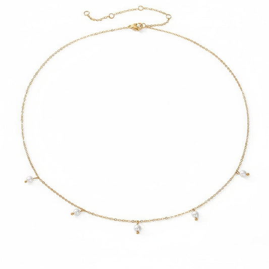 Collar Amanda tipo choker con perlitas en acero inoxidable, fondo blanco, joyería Vanytel.