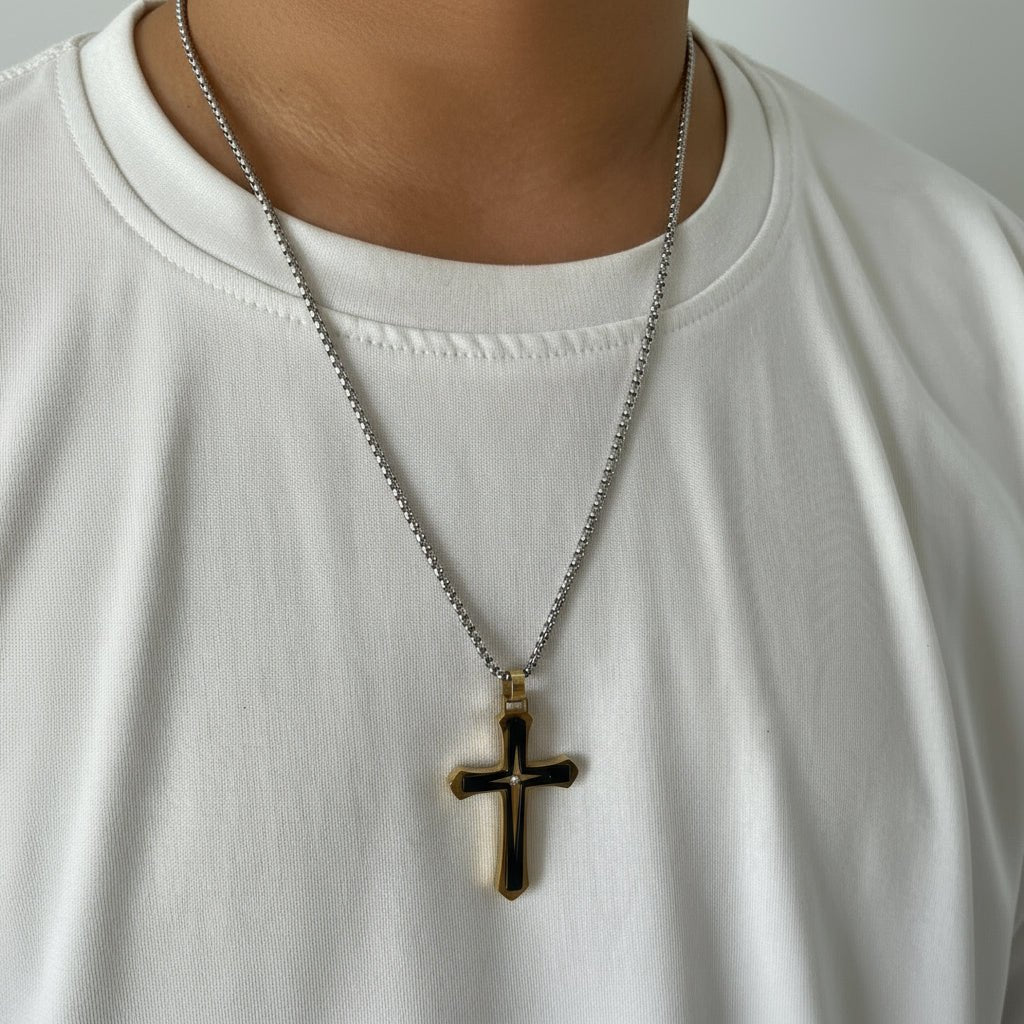 Collar con Dije de Cruz Estilo Moderno para Hombre en Acero Inoxidable | Vanytel - VANYTEL - VANYTEL