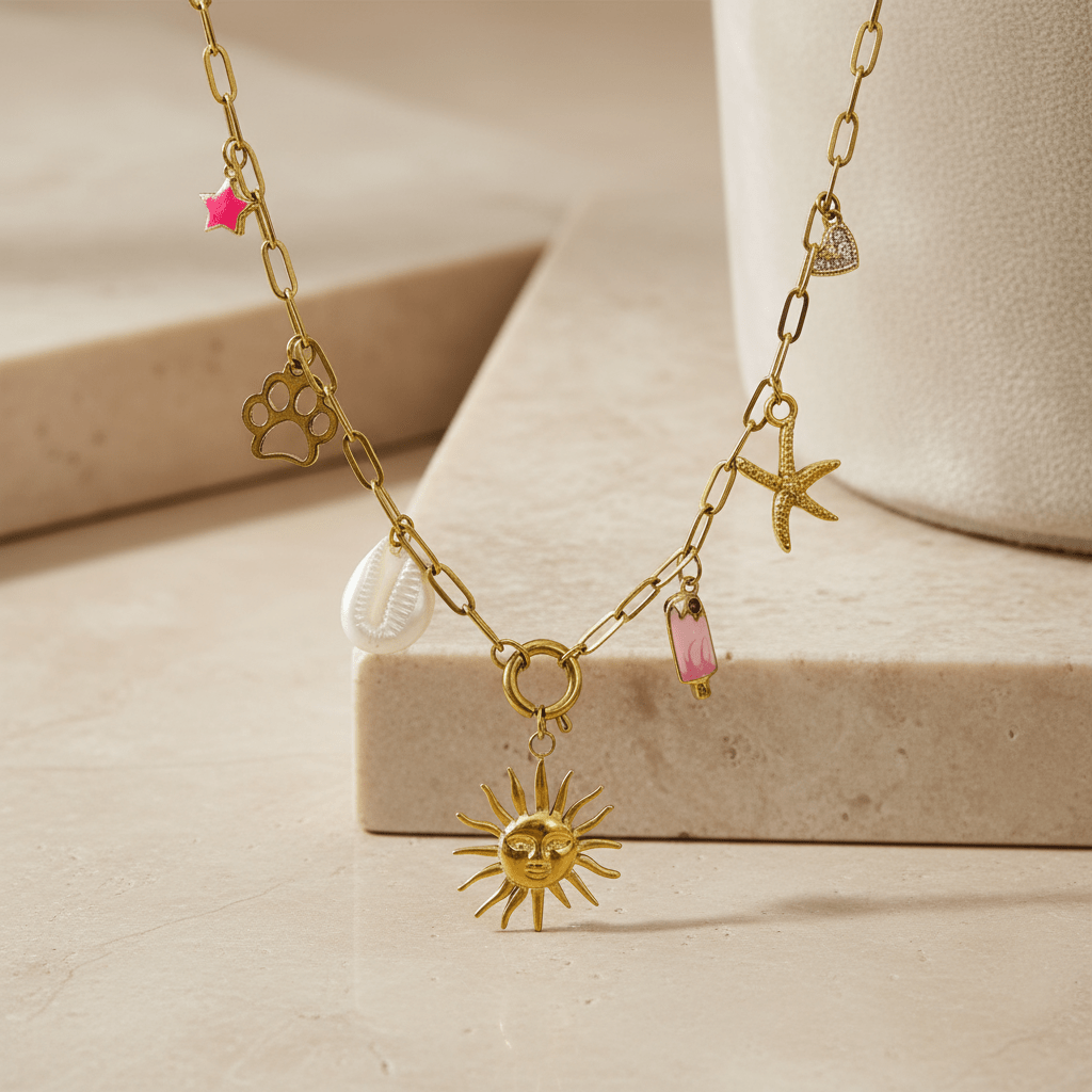 Collar Encantos con Doble Cadena y Charms Dorados para Mujer en Acero Inoxidable | Vanytel - VANYTEL - VANYTEL