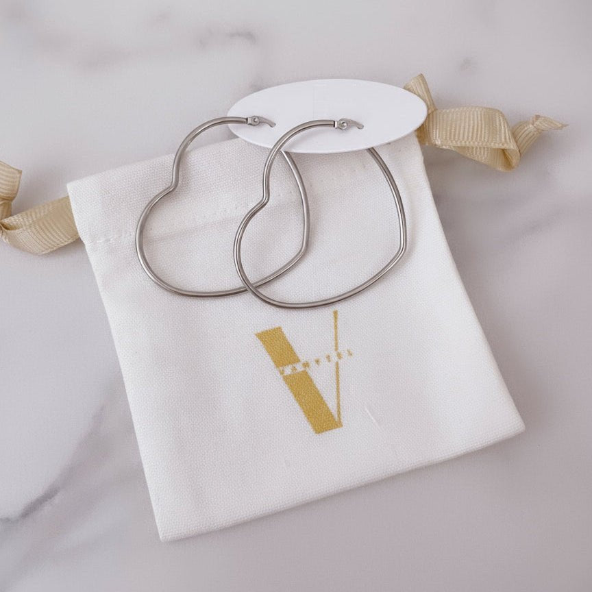 Hoops de Corazones Plateadas para Mujer en Acero Inoxidable | Vanytel - VANYTEL - Vanytel