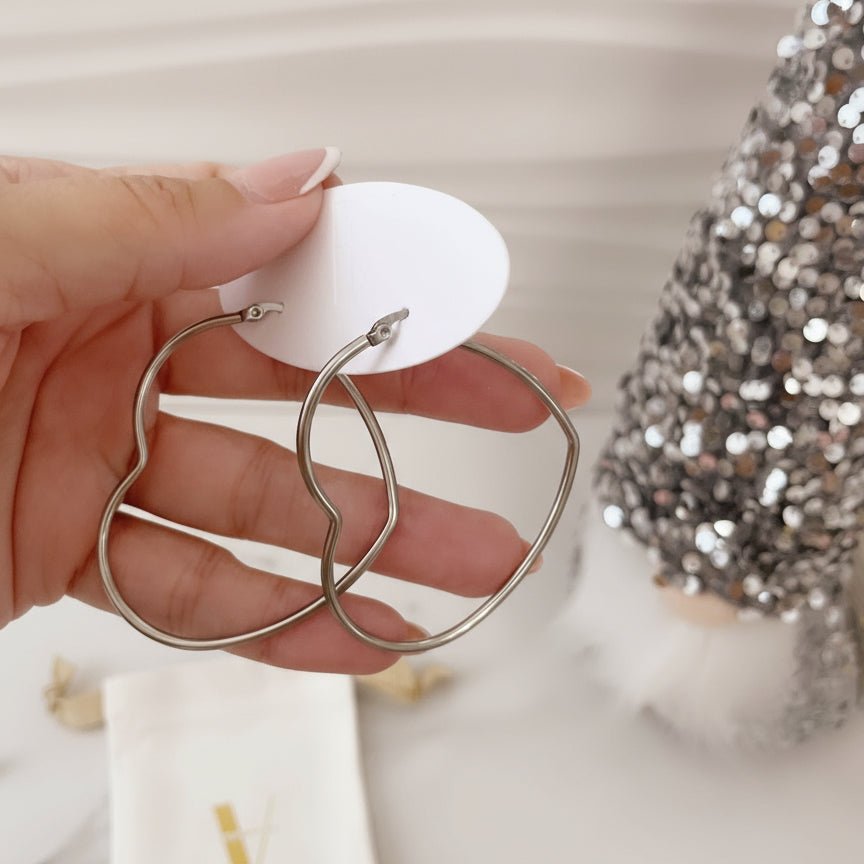 Hoops de Corazones Plateadas para Mujer en Acero Inoxidable | Vanytel - VANYTEL - Vanytel