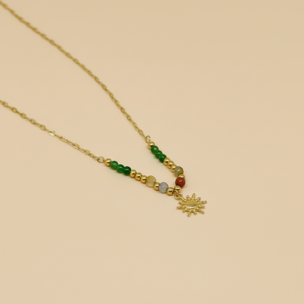 Collar Solecito Dorado de Acero Inoxidable para Mujer | Vanytel