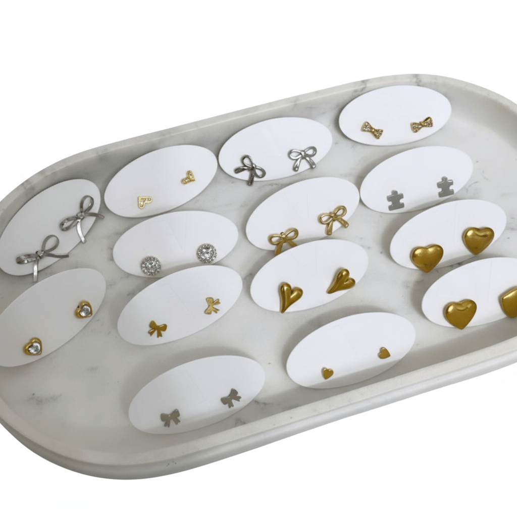 Studs Coquette para Mujer en Acero Inoxidable Dorado y Plateado | Vanytel - VANYTEL - Vanytel