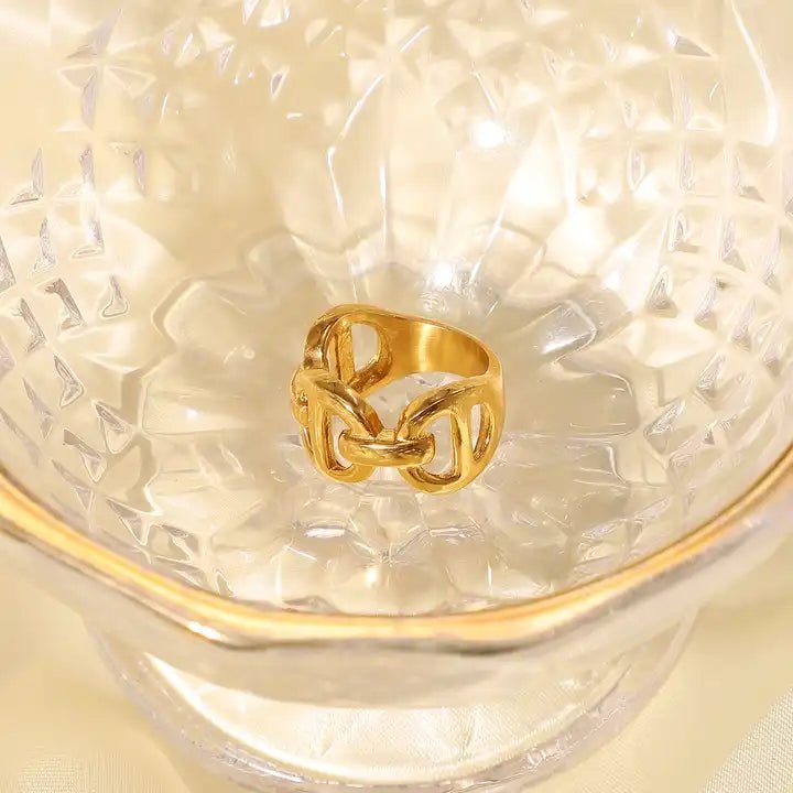 Vanytel Gigi Ring | 18K Gold Plated Stainless Steel Chain Ring for Women | Waterproof & Tarnish Resistant - VANYTEL - Vanytel