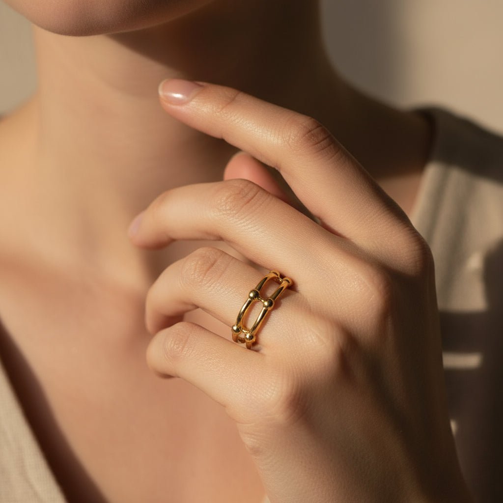 Anillo Catlyn Dorado Ajustable para Mujer en Acero Inoxidable | Vanytel - VANYTEL - Vanytel