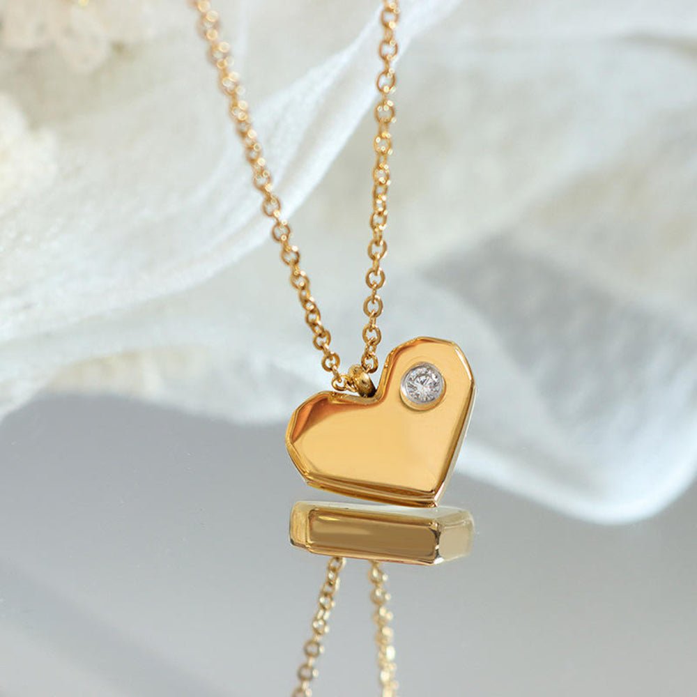 Collar Tiny Heart Dorado con Zirconia en Acero Inoxidable para Mujer | Vanytel - VANYTEL - Vanytel